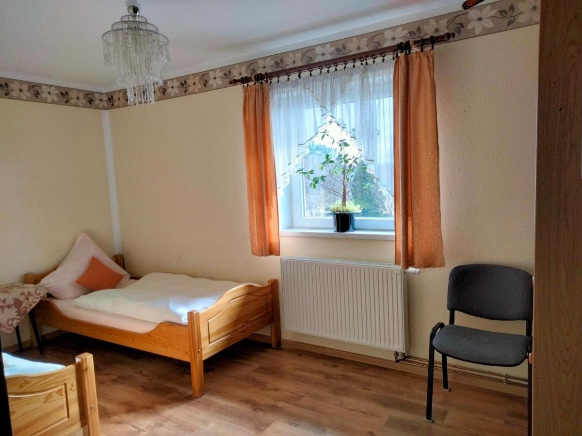 Pod Piramida Villa Ługniany Eksteriør billede